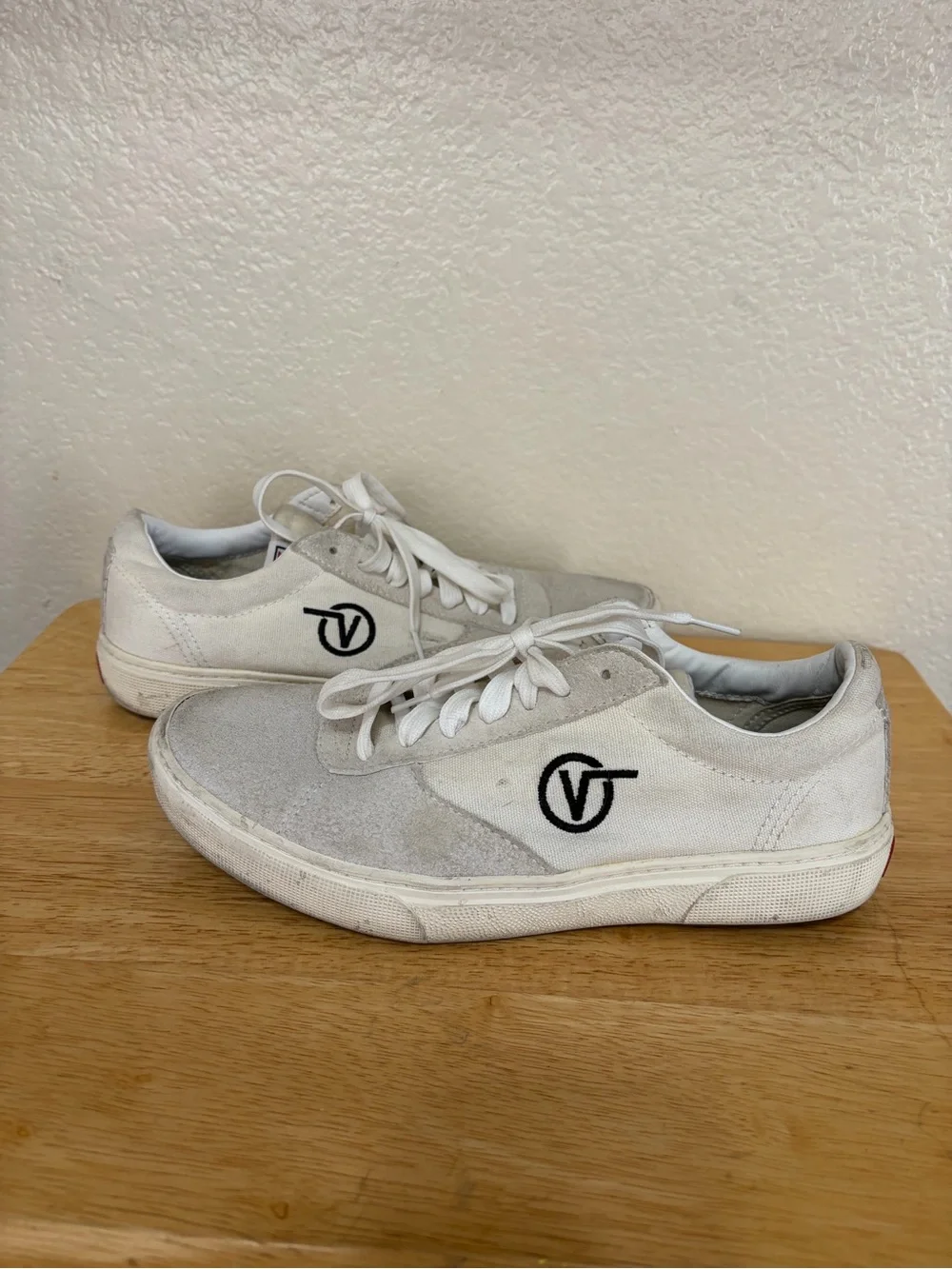 Vans Paradoxxx Unisex Low-Top Sneakers in White Men's 7.5 Women 9